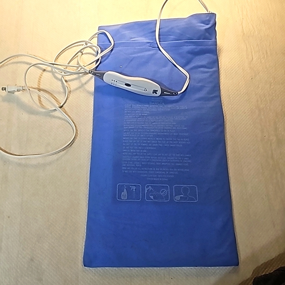 HEATING PAD